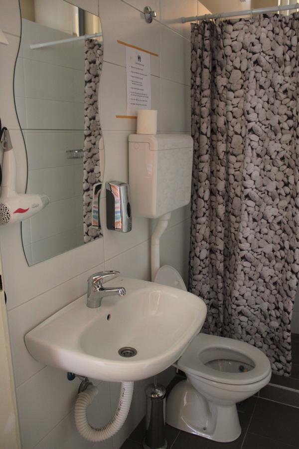 Hostel Nomad Novi Sad Eksteriør bilde