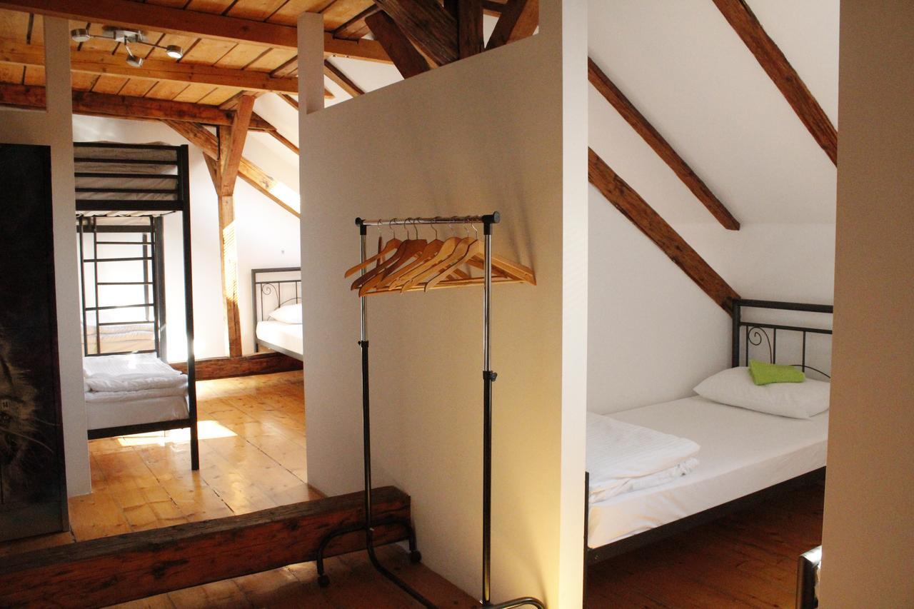 Hostel Nomad Novi Sad Eksteriør bilde
