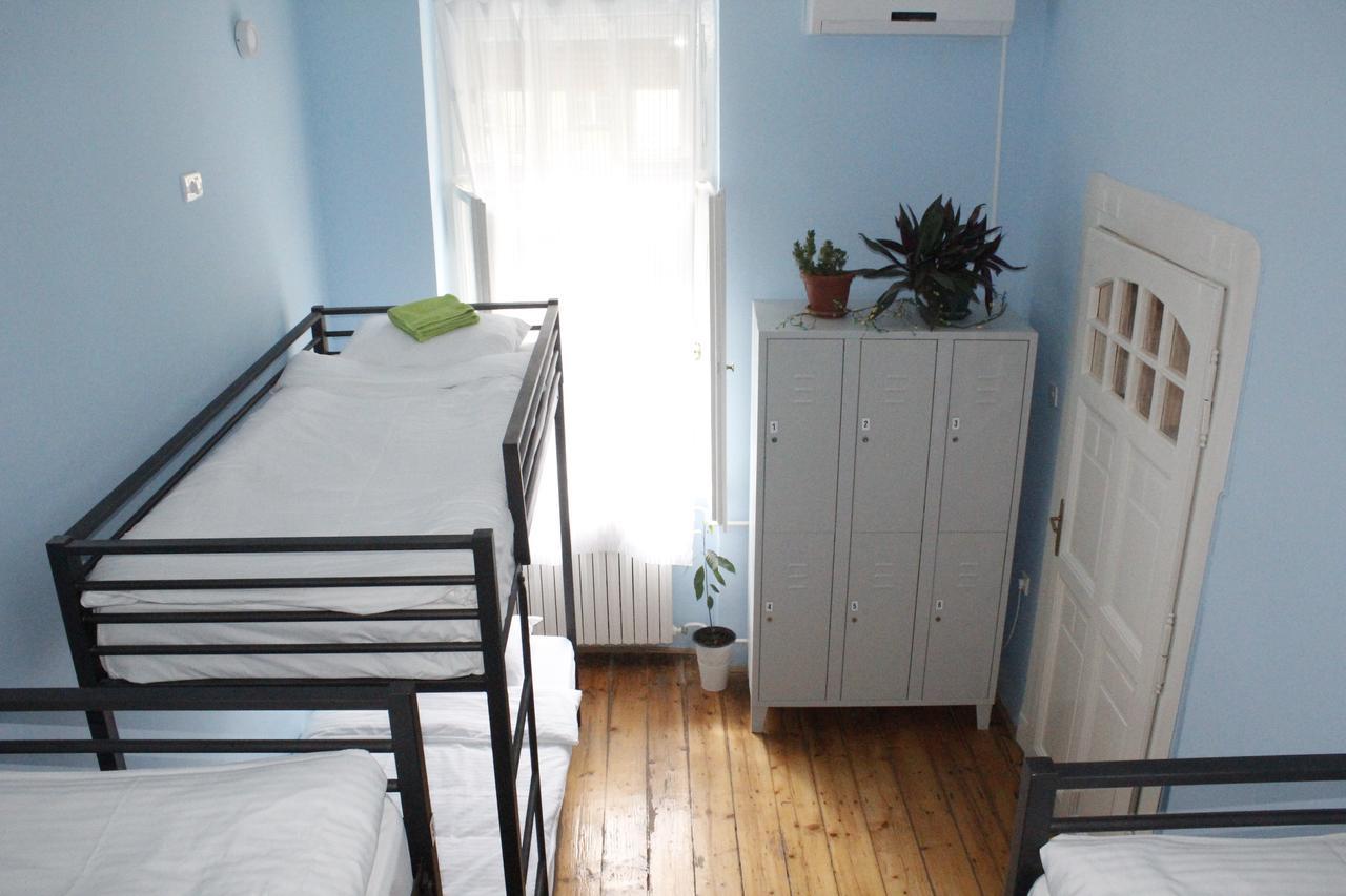 Hostel Nomad Novi Sad Eksteriør bilde