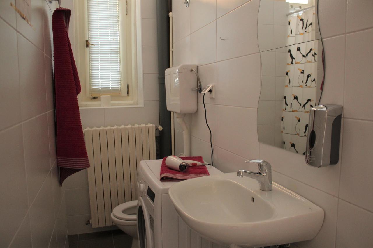 Hostel Nomad Novi Sad Eksteriør bilde